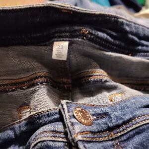 Women’s Straight Leg Jeans — Classic Medium Blue